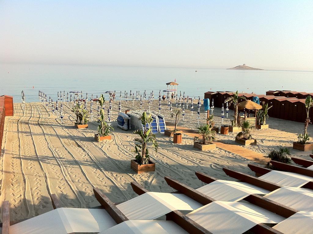 איסולה דלה פמינה Hotel Sirenetta מראה חיצוני תמונה